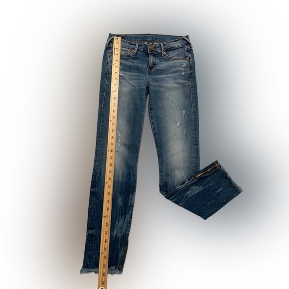 Women's True Religion Blue Cropped Distressed Jeans Size:25 - Picture 2 of 5